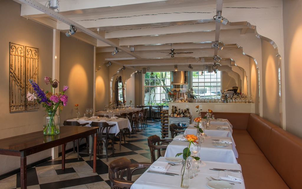 interireur Restaurant L´invité Amsterdam.jpg