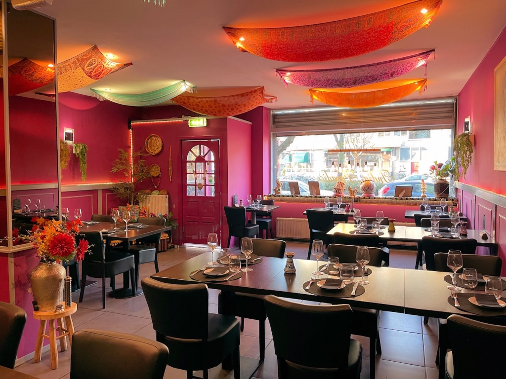 Indiaas specialiteiten restaurant - India Paradise - Rotterdam - Horecamakelaardij Knook en Verbaas - 4.jpg