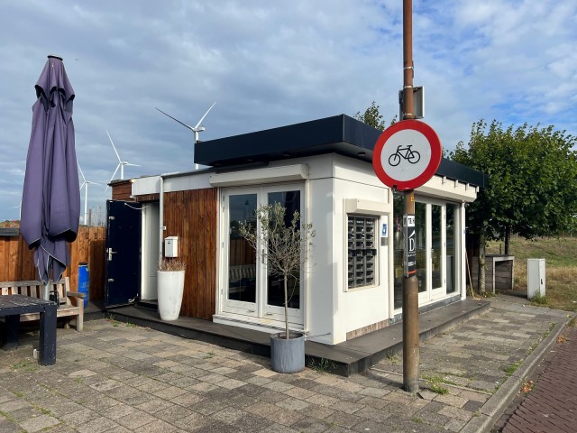 VMH5-2651 - Compleet ingerichte Cafetaria bij de pont Velsen-Noord