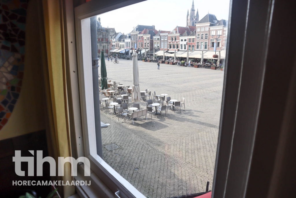 19 - 109 - Restaurant te koop aangeboden op Grote Markt centrum Delft door TiHM Horecamakelaars.jpg