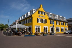 Markthof-1-Etten-Leur_01.JPG