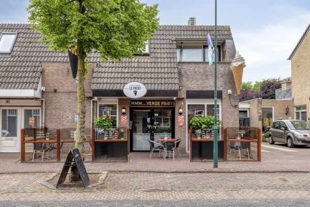 Dorpsstraat625735eeAarleRixtelNL-01.jpg