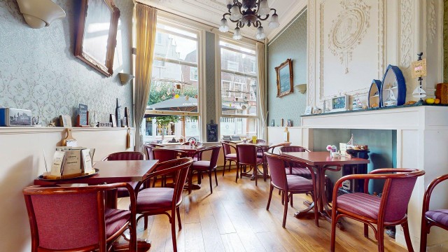 1-te-koop-lunchroom-hoorn.jpg