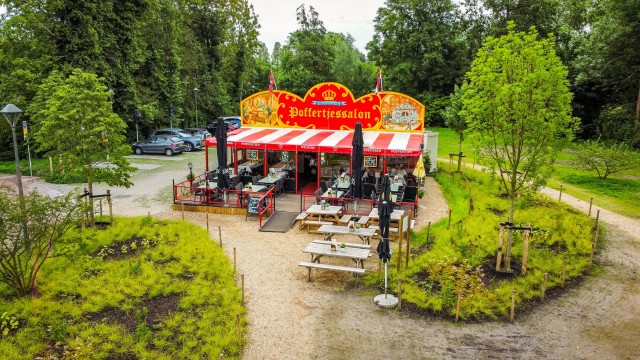 1-te-koop-kraam-poffertjes-pannenkoeken-amsterdam kopie.jpg
