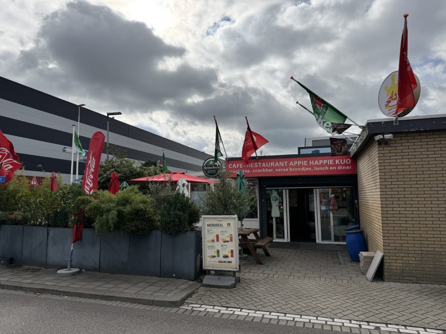 Nachtvergunning te koop in Rotterdam, Zuid-Holland — Eetcafé Appie Happie Kuo 24 uurs horecavergunning!