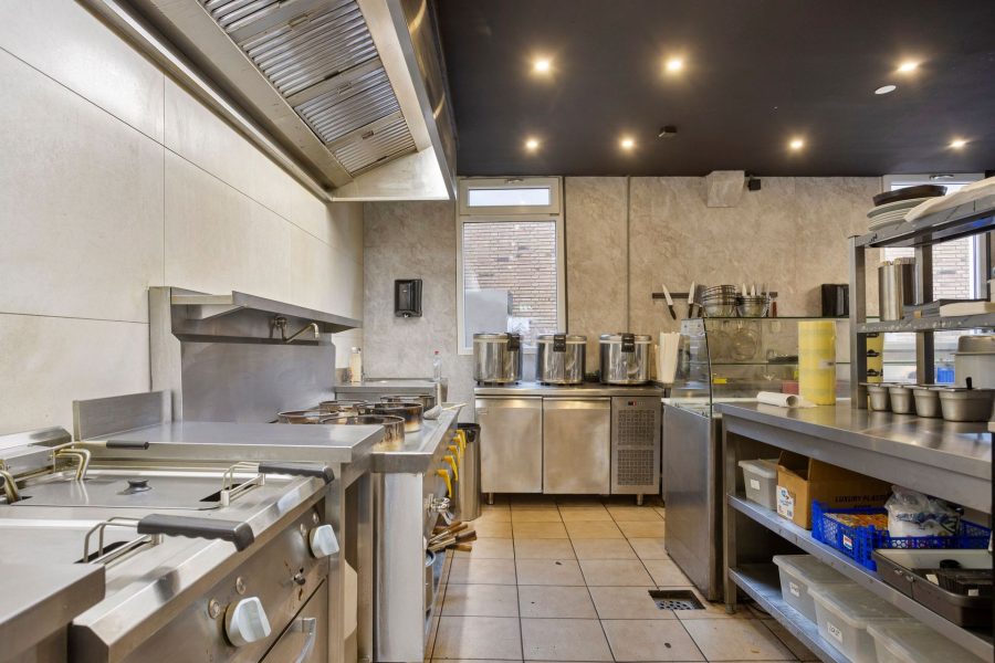 Afhaalrestaurant ter overname in Waddinxveen, Zuid-Holland — Horeca locatie ter overname Waddinxveen