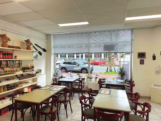 Restaurant/bezorgservice ter overname in Zuid-Holland — Indonesische toko – een begrip in Den Haag