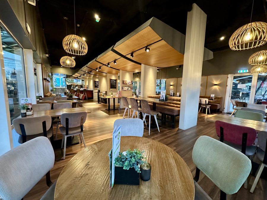 Restaurant ter overname in Tilburg, Noord-Brabant — Ter overname: Restaurant Breexz & Breexz To go